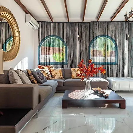 Bella Foresta Ii イキソス