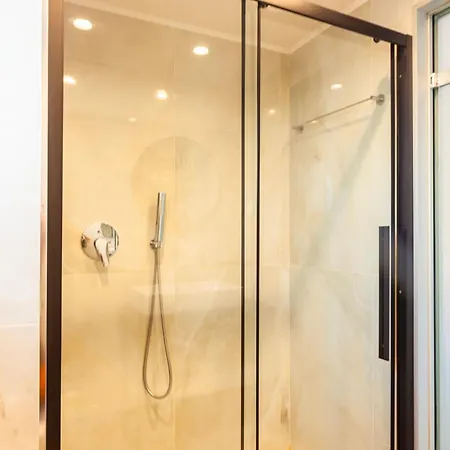 Bella Foresta Ii イキソス