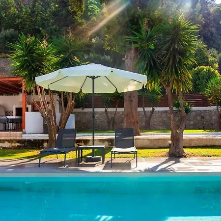 Bella Foresta Ii Villa *