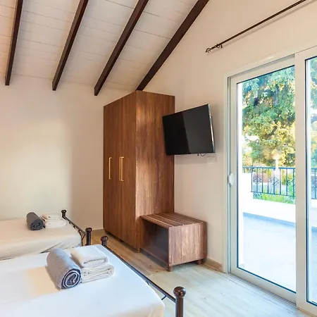 Bella Foresta Ii Villa