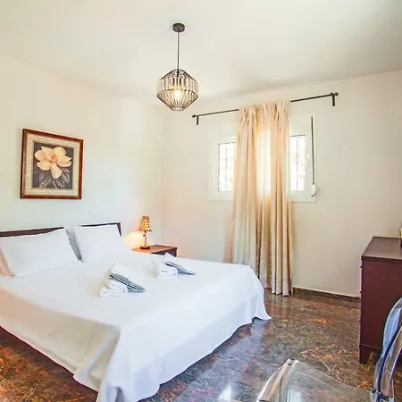 Bella Foresta Ii Villa *