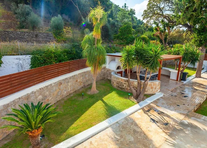 Bella Foresta Ii Ixia (Rhodes)